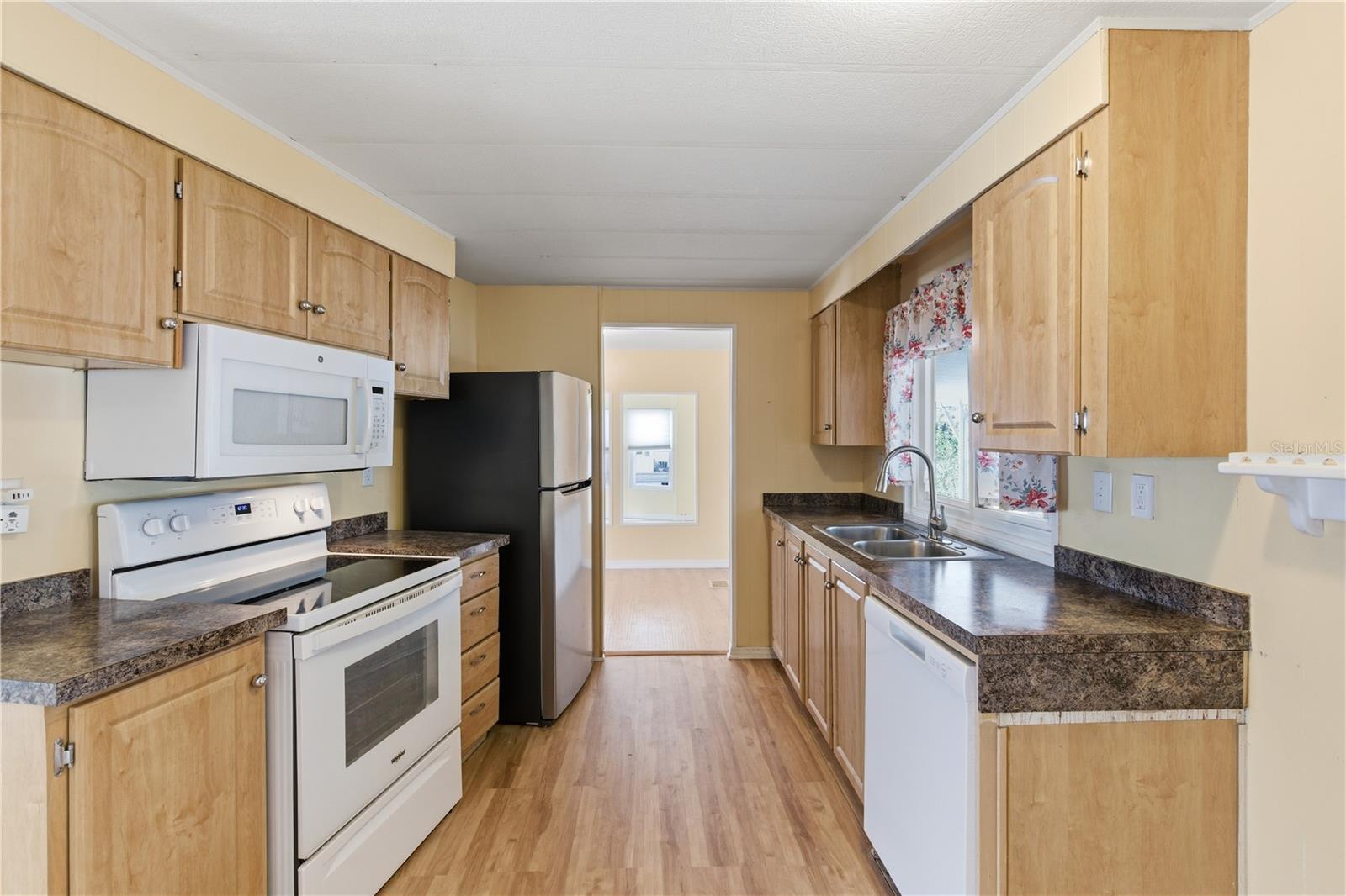 808 53RD AVE E #246, BRADENTON, FL, 34203