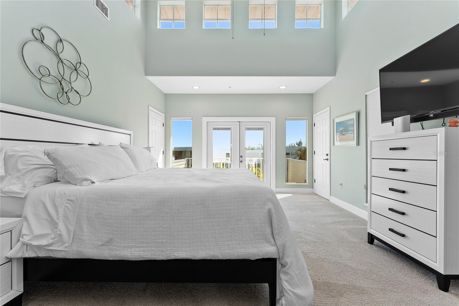 3020 GULF OF MEXICO DR #2, LONGBOAT KEY, FL, 34228