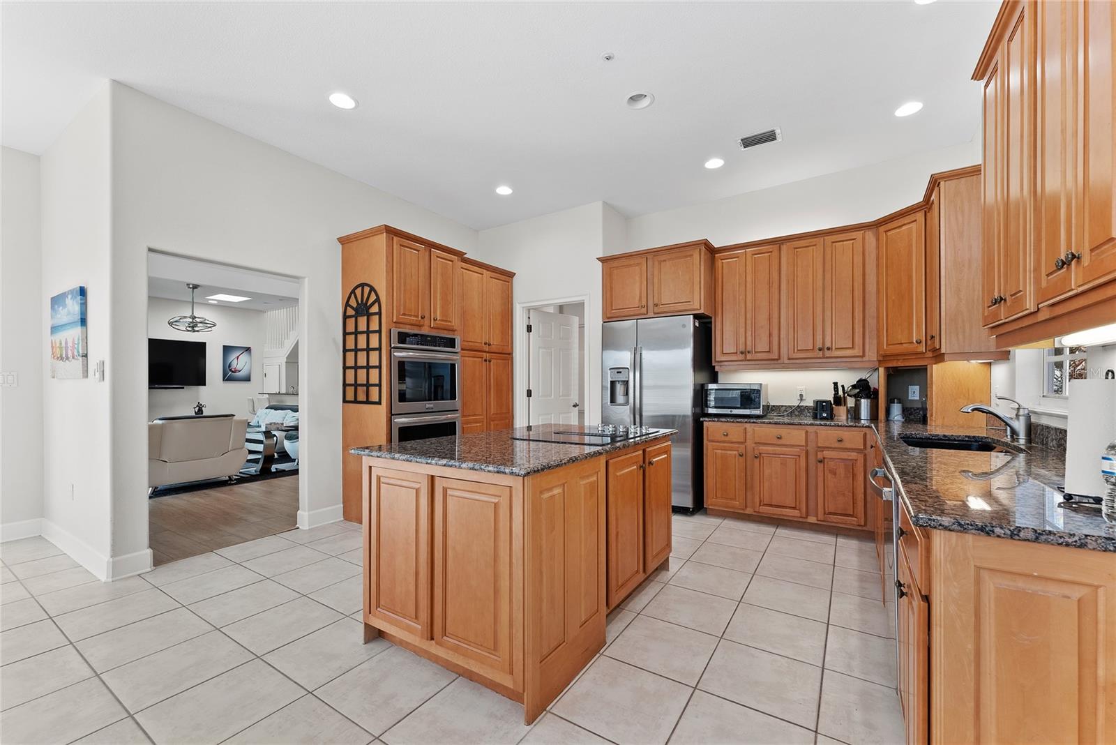 3020 GULF OF MEXICO DR #2, LONGBOAT KEY, FL, 34228