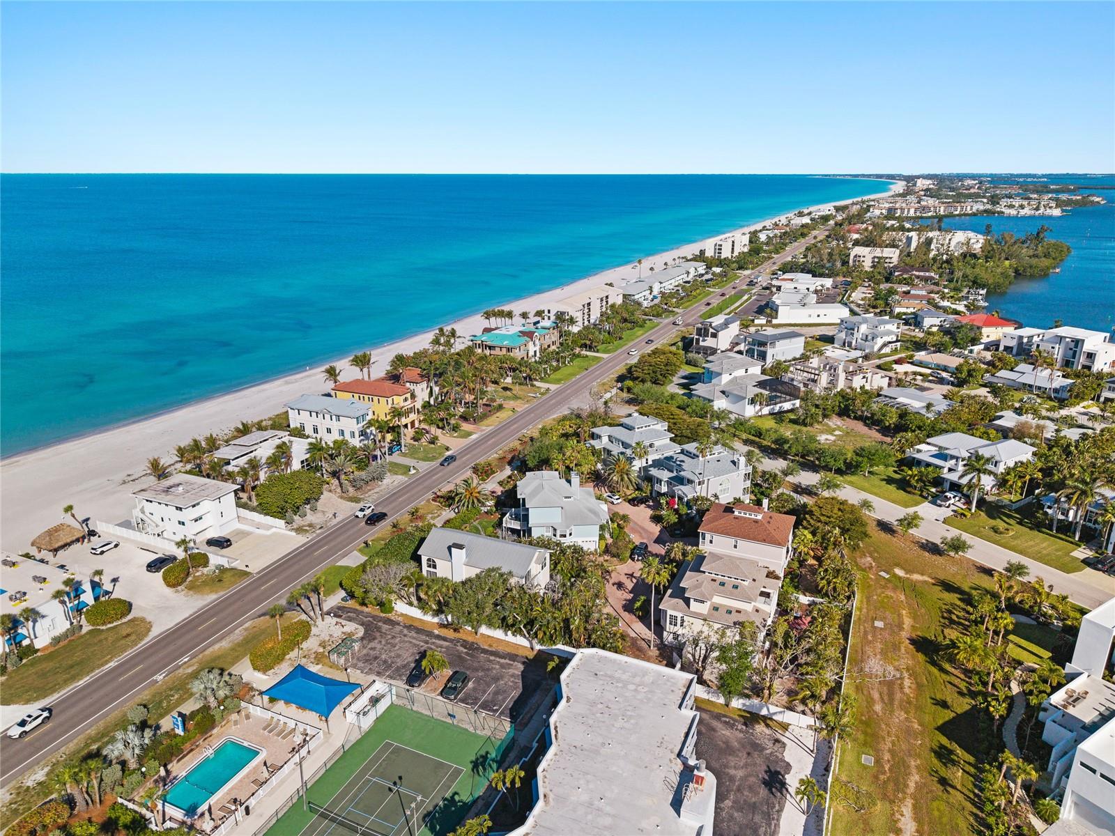 3020 GULF OF MEXICO DR #2, LONGBOAT KEY, FL, 34228
