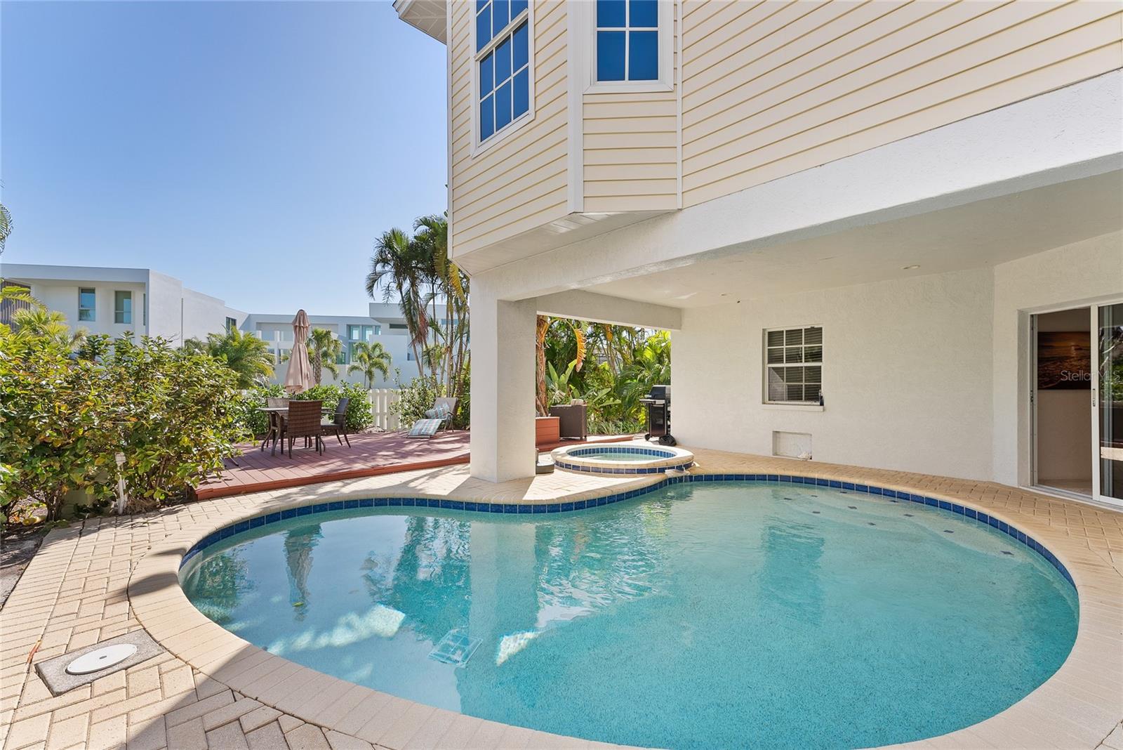 3020 GULF OF MEXICO DR #2, LONGBOAT KEY, FL, 34228