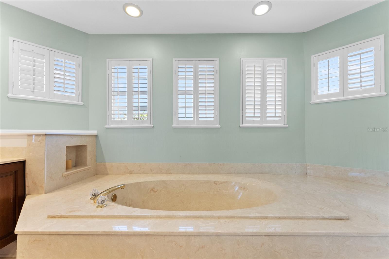 3020 GULF OF MEXICO DR #2, LONGBOAT KEY, FL, 34228