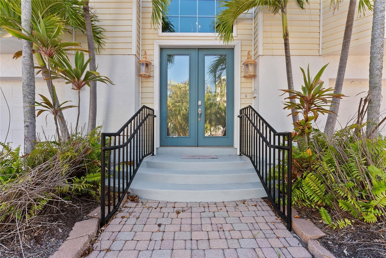 3020 GULF OF MEXICO DR #2, LONGBOAT KEY, FL, 34228