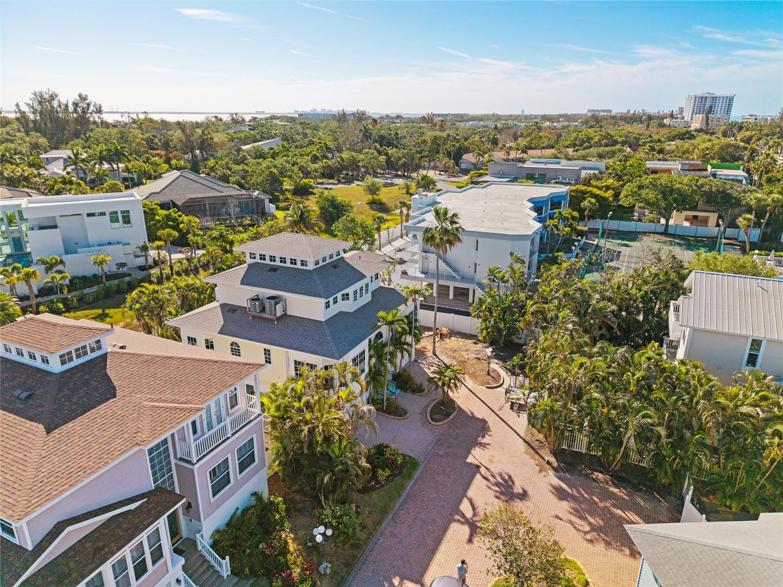 3020 GULF OF MEXICO DR #2, LONGBOAT KEY, FL, 34228