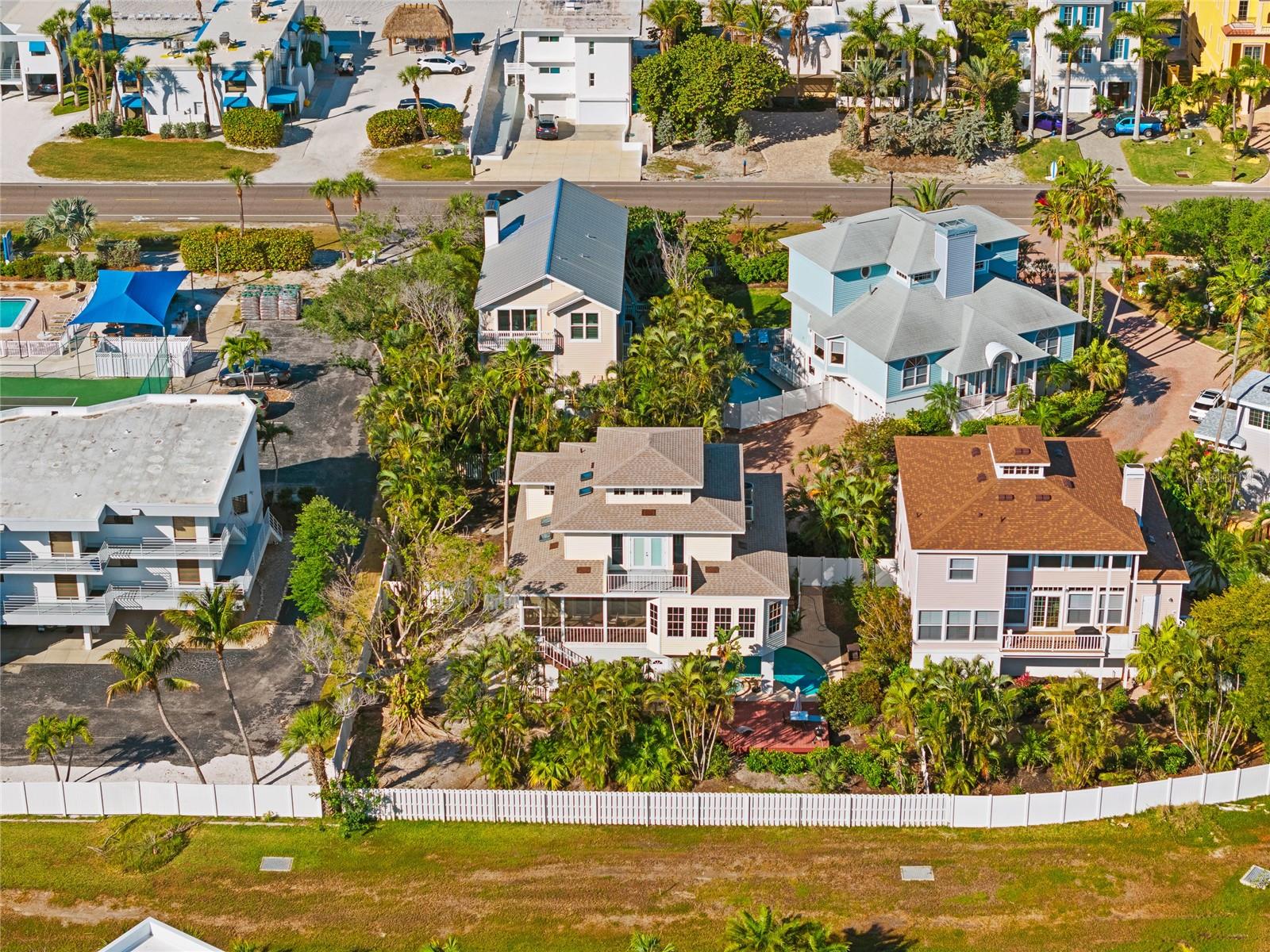 3020 GULF OF MEXICO DR #2, LONGBOAT KEY, FL, 34228