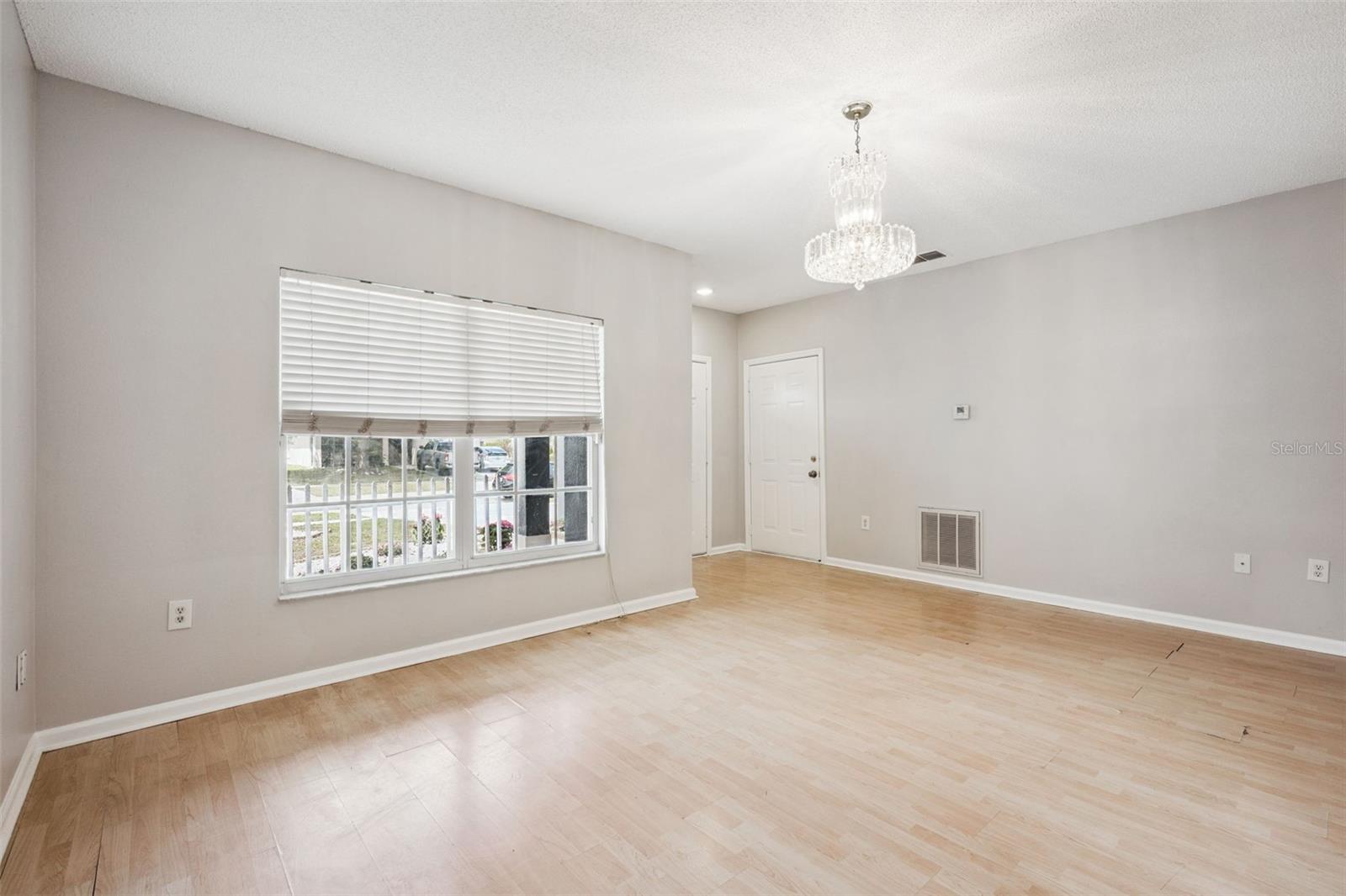 2522 WOODS EDGE CIR, ORLANDO, FL, 32817