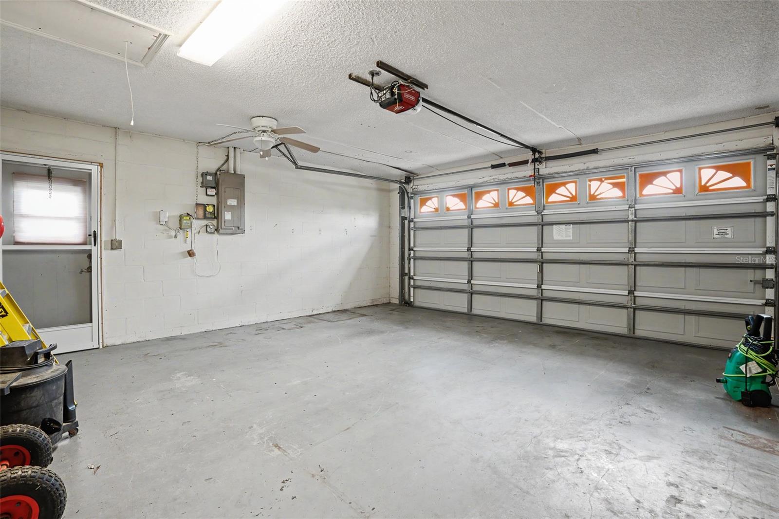 7612 HIGH PINES CT, PORT RICHEY, FL, 34668