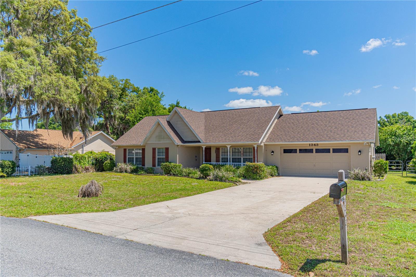 1343 CR 437, LAKE PANASOFFKEE, FL, 33538