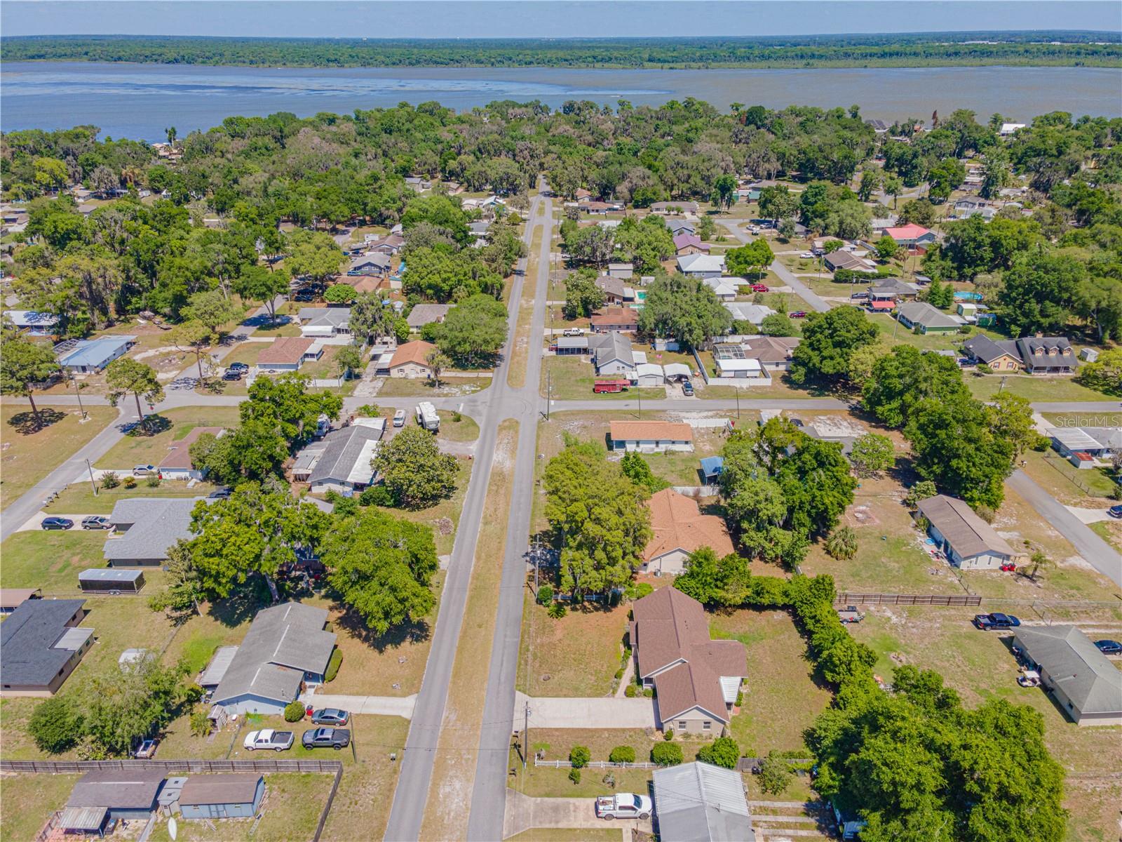 1343 CR 437, LAKE PANASOFFKEE, FL, 33538