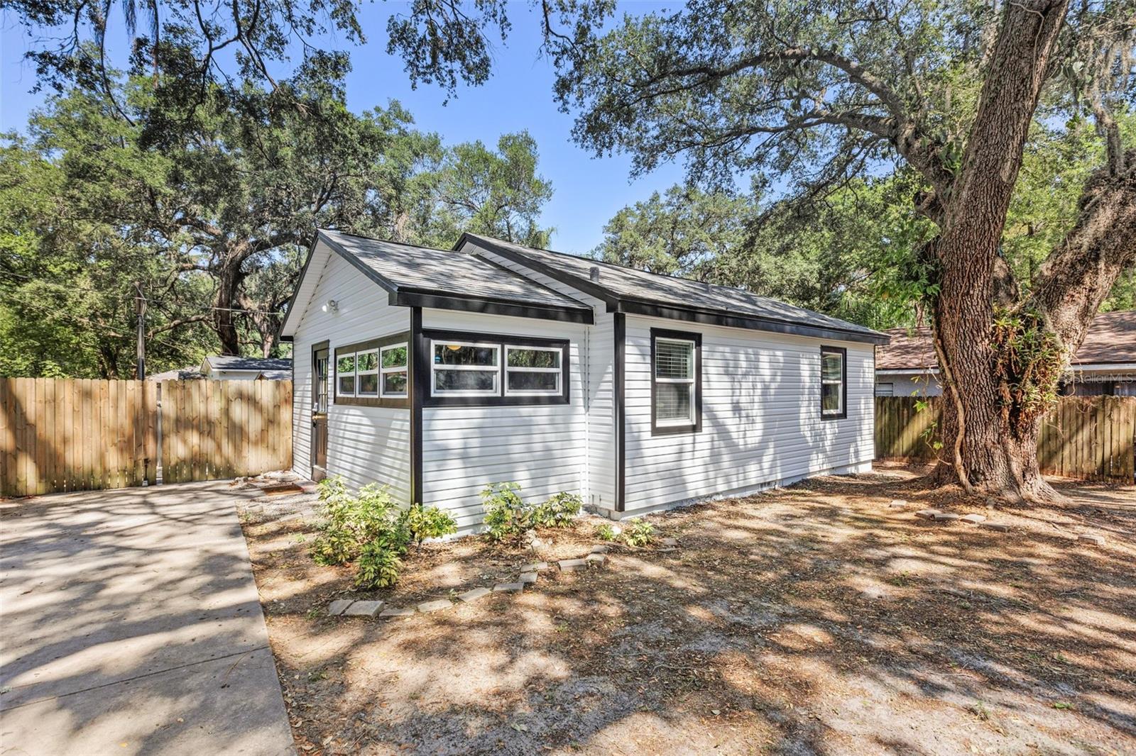 6806 N 17TH ST, TAMPA, FL, 33610