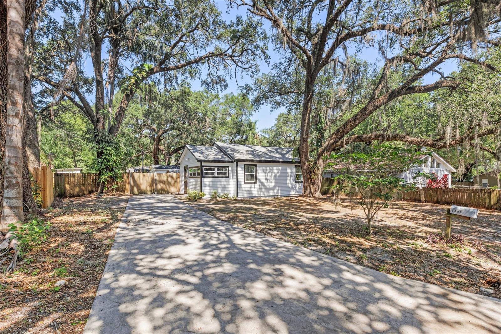 6806 N 17TH ST, TAMPA, FL, 33610