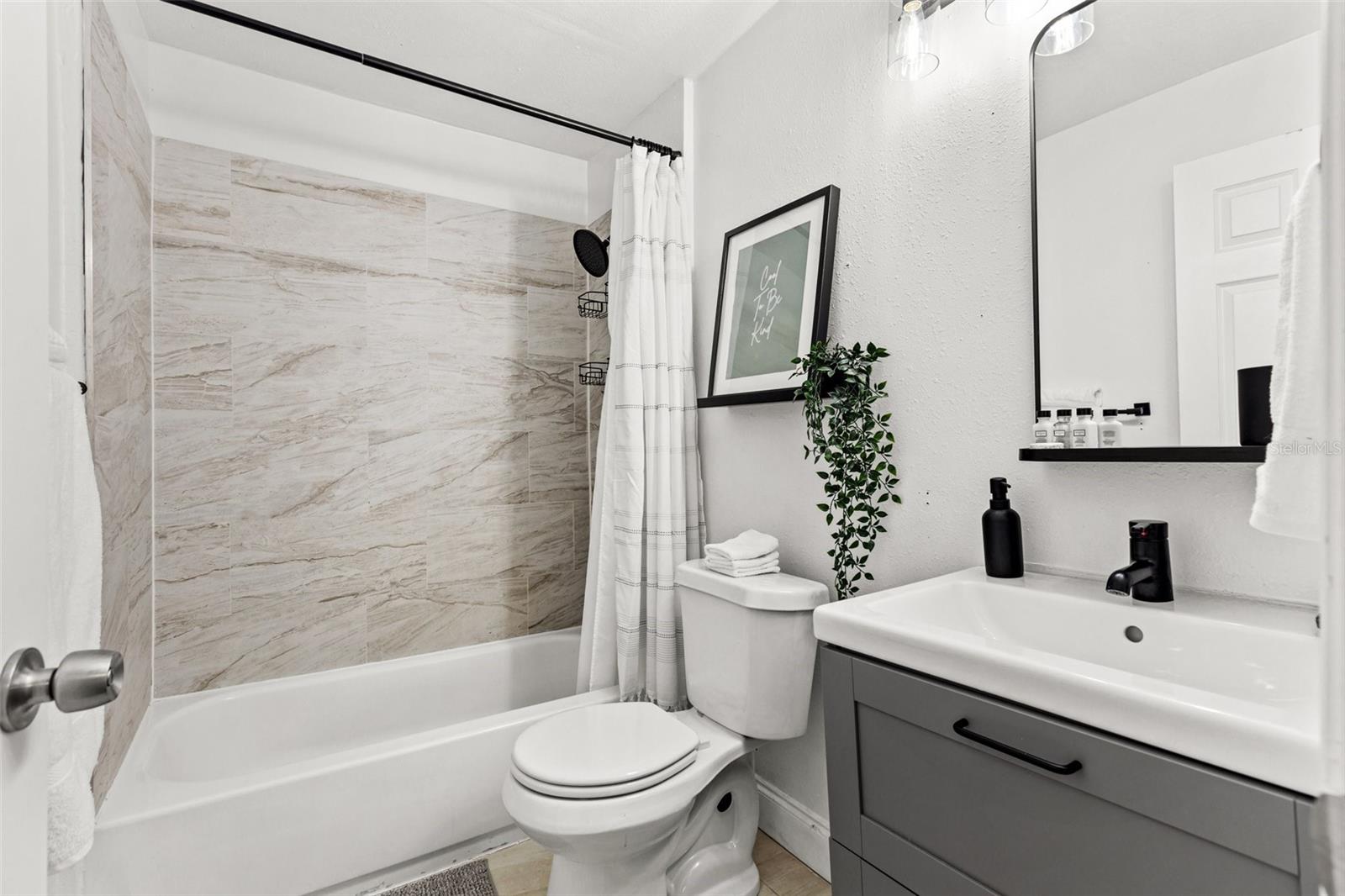 6806 N 17TH ST, TAMPA, FL, 33610