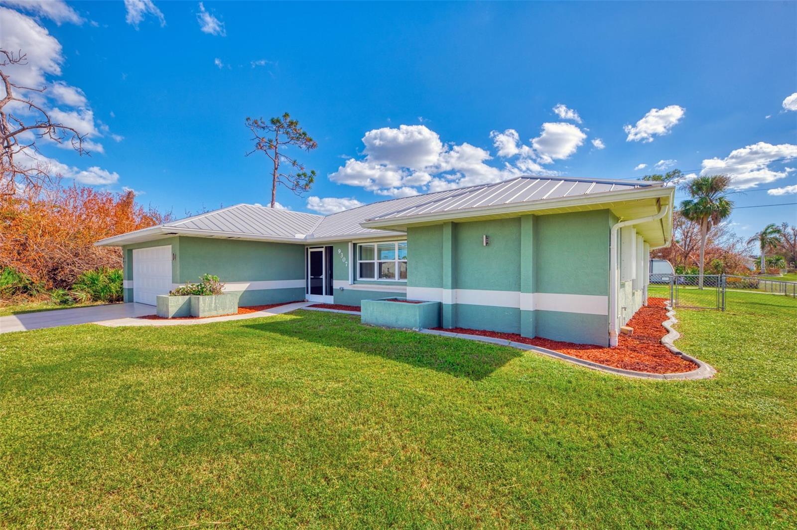 9307 SAN BERNANDINO AVE, ENGLEWOOD, FL, 34224