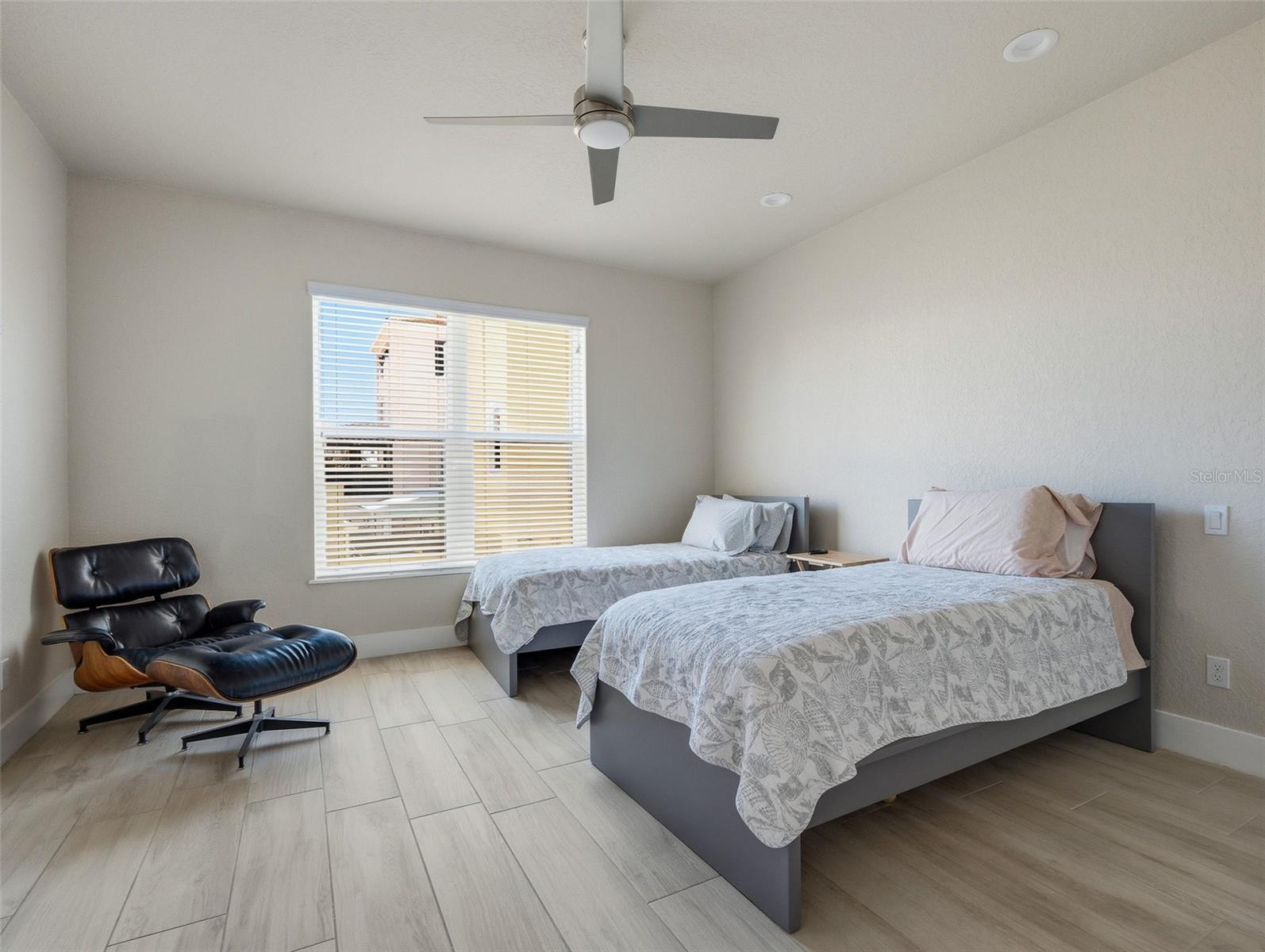 140 JULIA ST, NEW SMYRNA BEACH, FL, 32168