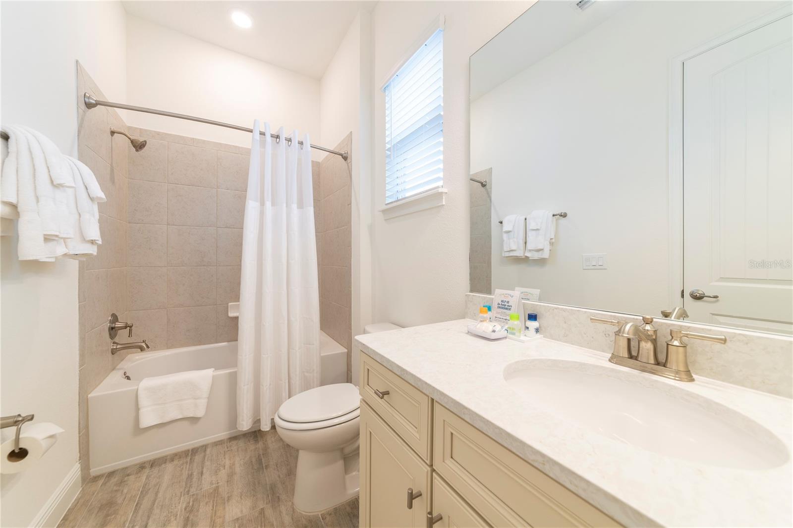 8041 LOST SHAKER LN, KISSIMMEE, FL, 34747