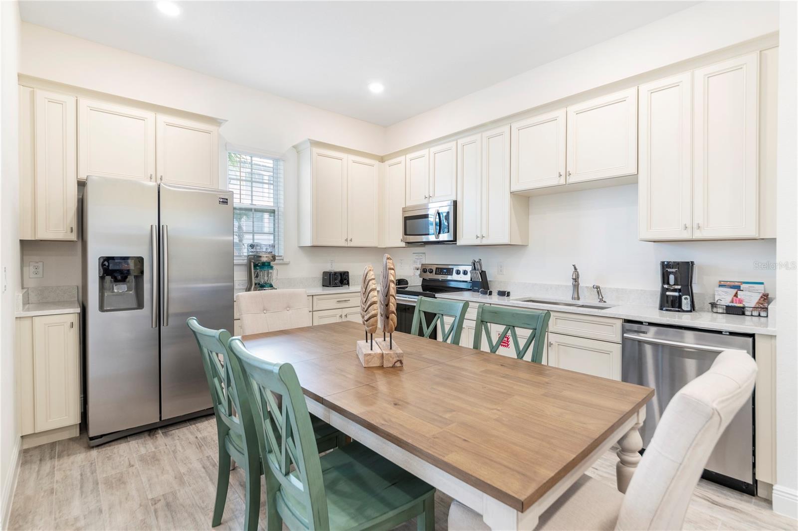 8041 LOST SHAKER LN, KISSIMMEE, FL, 34747