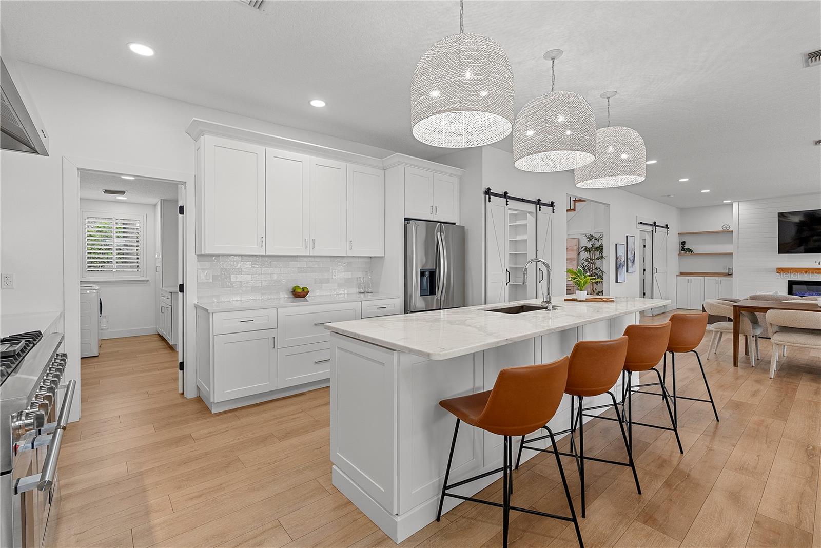 281 SUNRISE PT, LAKE MARY, FL, 32746