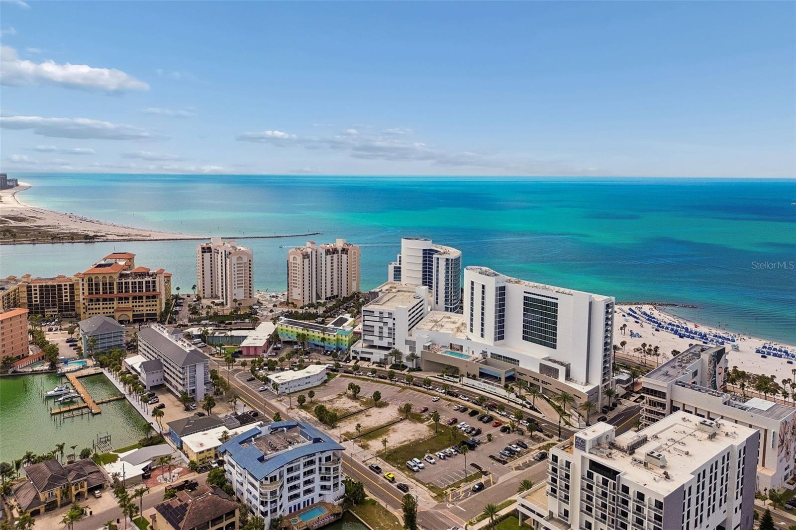 400 CORONADO DR, CLEARWATER BEACH, FL, 33767