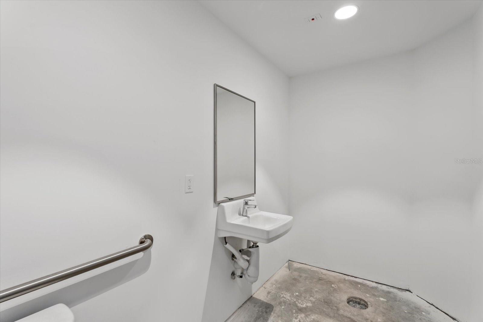 6566 PALMER PARK CIR #1, SARASOTA, FL, 34238