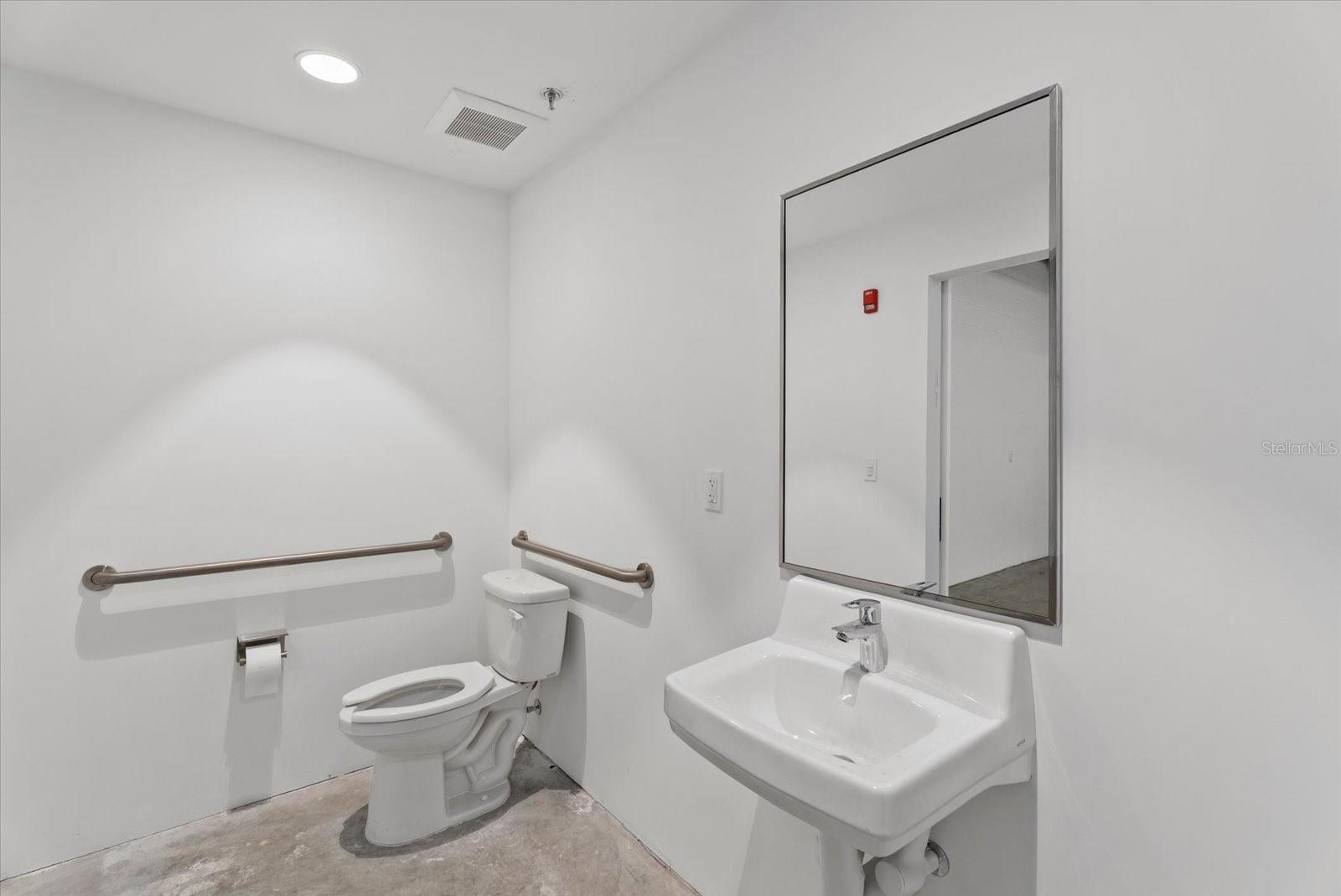 6566 PALMER PARK CIR #1, SARASOTA, FL, 34238