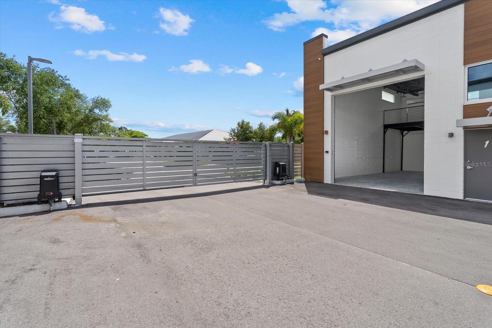 6566 PALMER PARK CIR #1, SARASOTA, FL, 34238