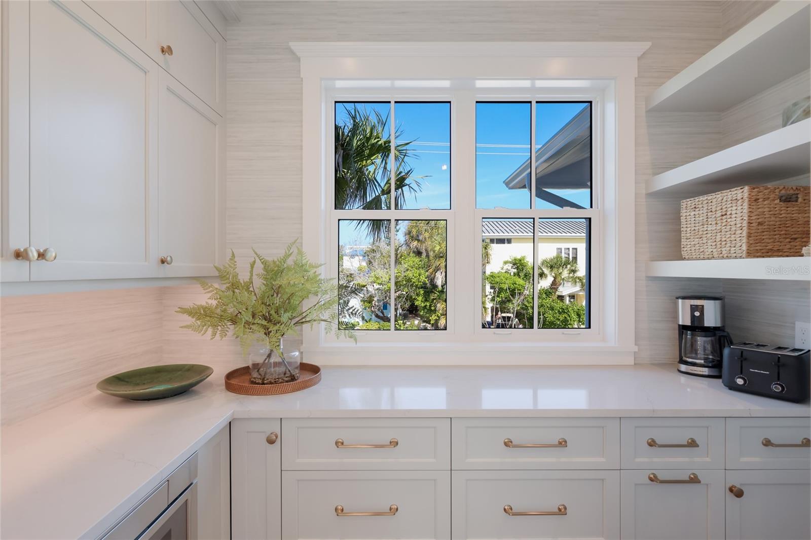 215 SYCAMORE AVE, ANNA MARIA, FL, 34216