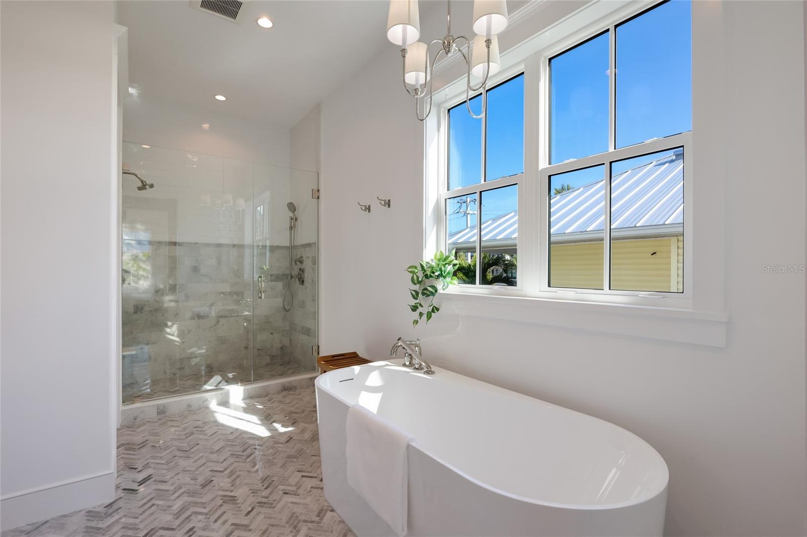 215 SYCAMORE AVE, ANNA MARIA, FL, 34216