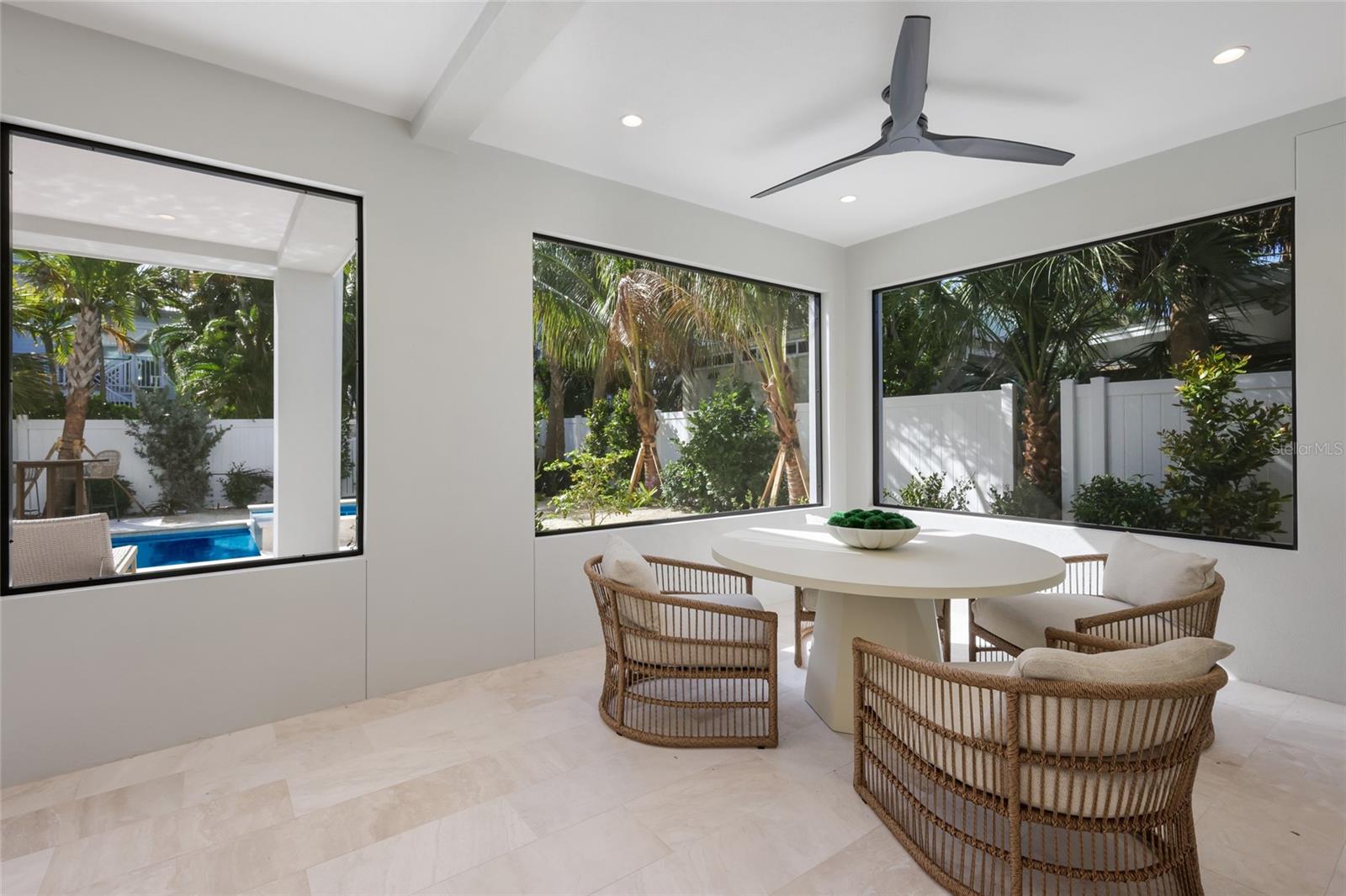 215 SYCAMORE AVE, ANNA MARIA, FL, 34216