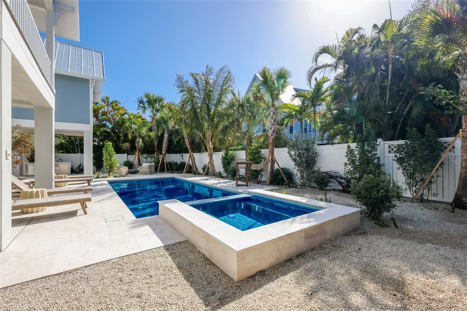 215 SYCAMORE AVE, ANNA MARIA, FL, 34216