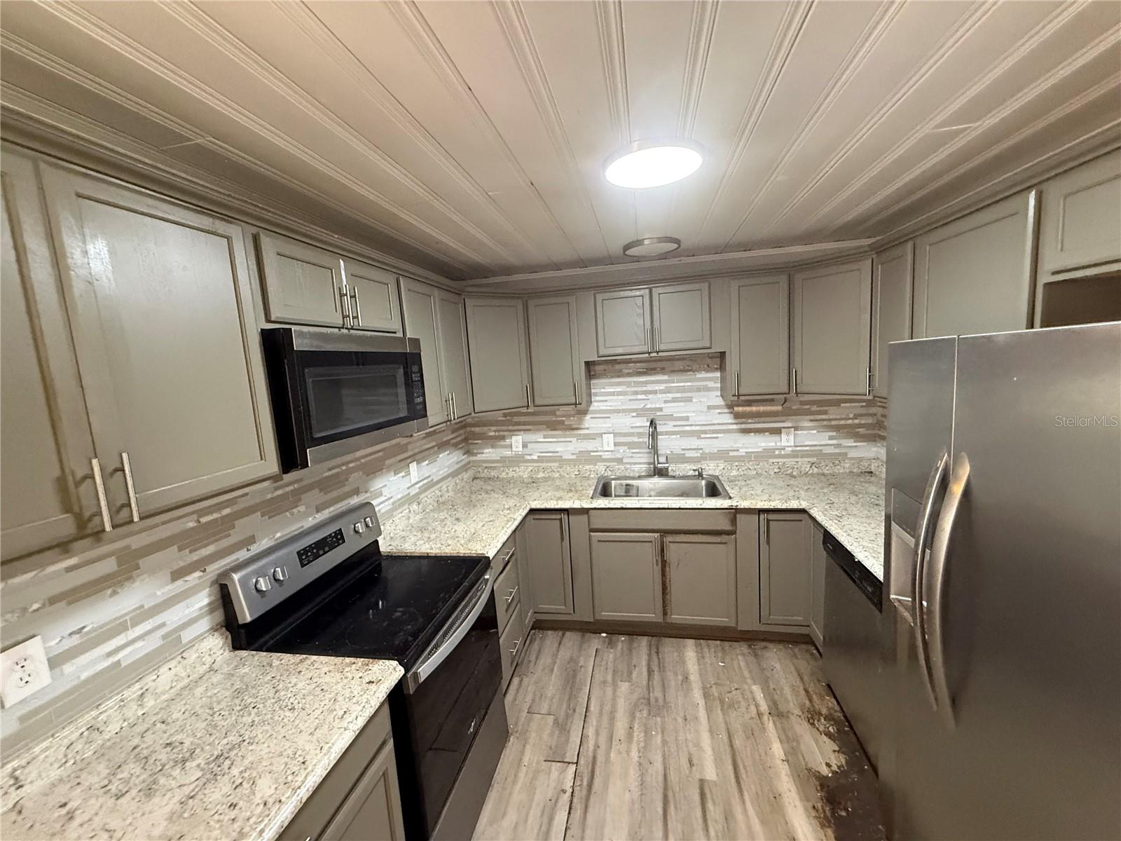 5926 CRAFTON DR, LAKELAND, FL, 33809