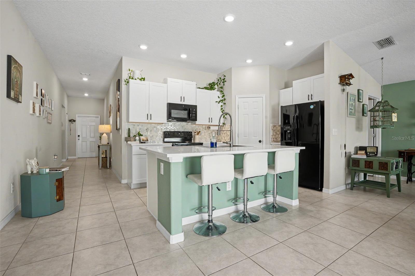 6671 MINERAL SPRINGS RD, NEW PORT RICHEY, FL, 34653