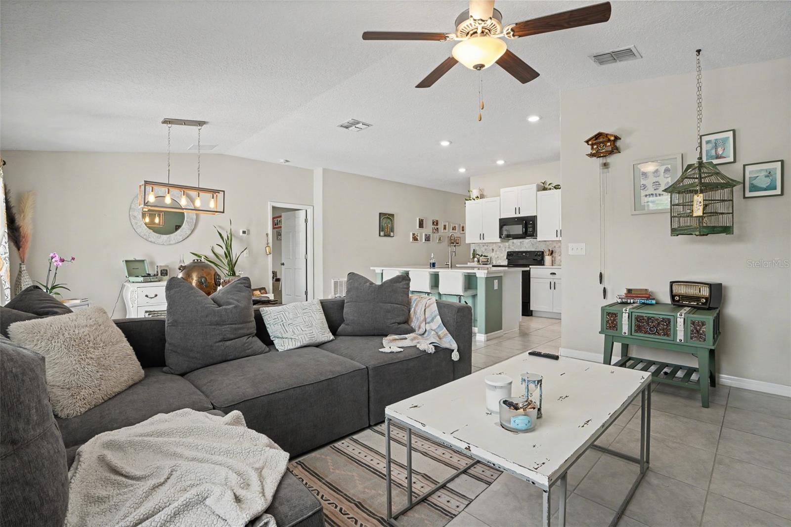 6671 MINERAL SPRINGS RD, NEW PORT RICHEY, FL, 34653