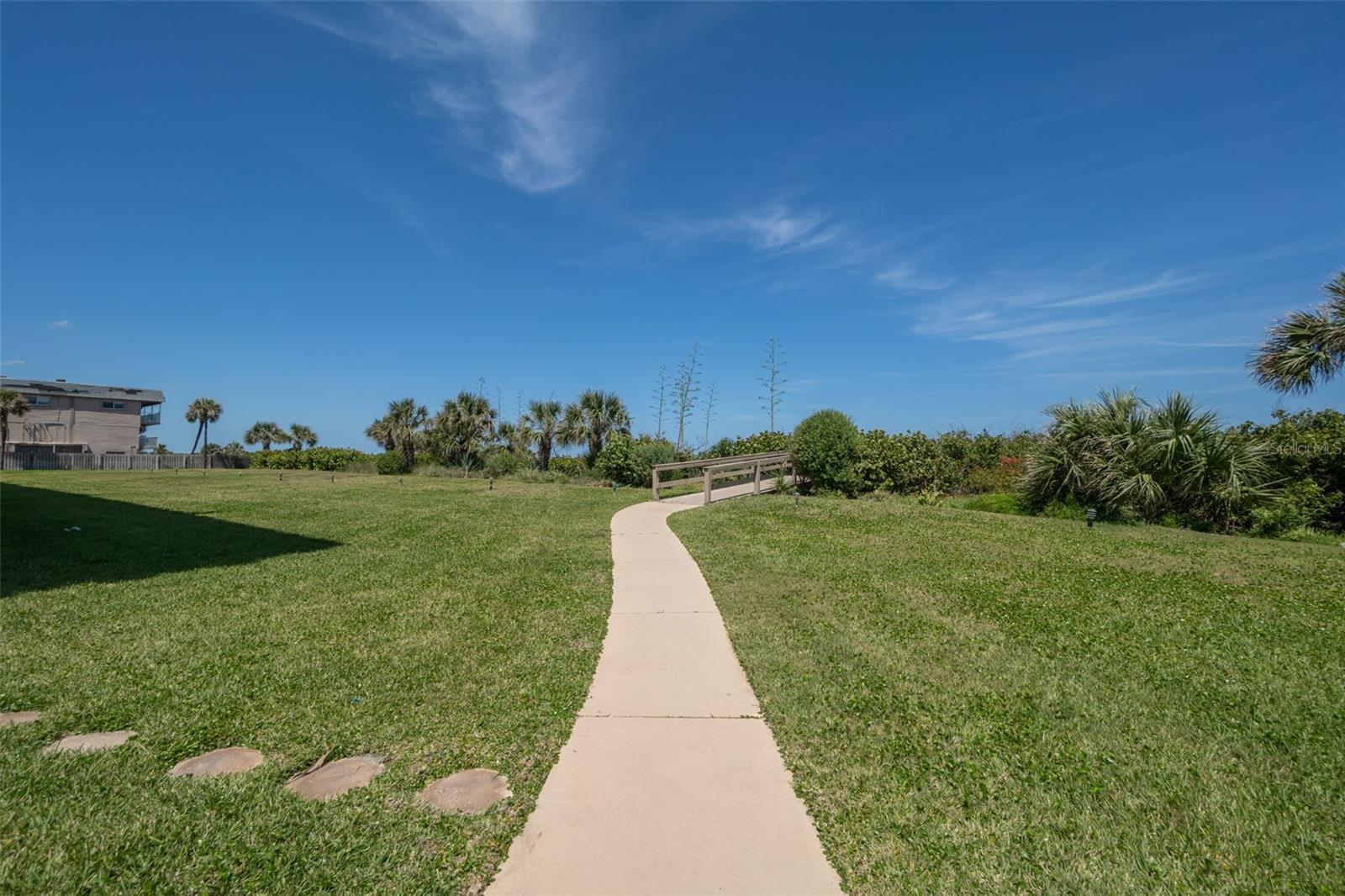 3060 N ATLANTIC AVE #102, COCOA BEACH, FL, 32931