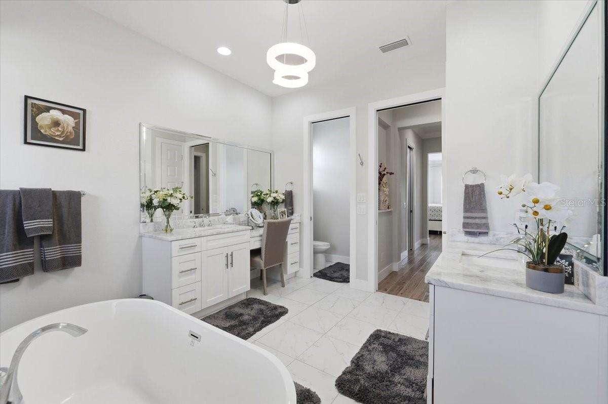 8293 CYPRESS TRACE BLVD, LAKELAND, FL, 33809