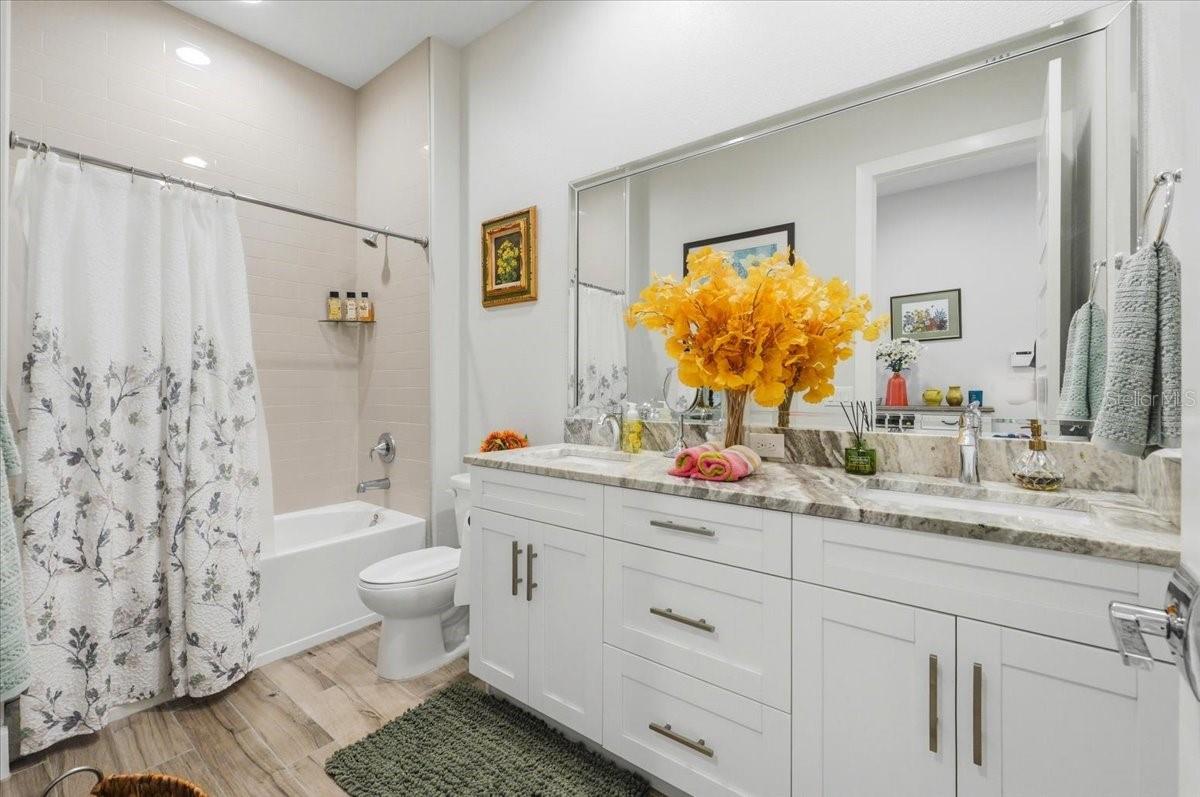 8293 CYPRESS TRACE BLVD, LAKELAND, FL, 33809