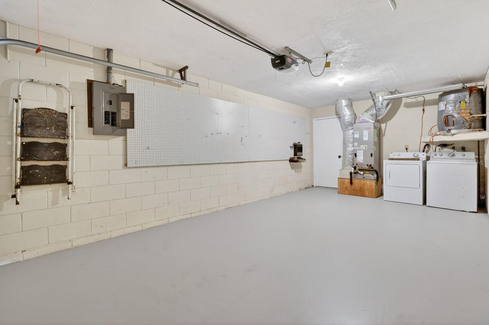 109 SHANGRI LA CIR, EDGEWATER, FL, 32132