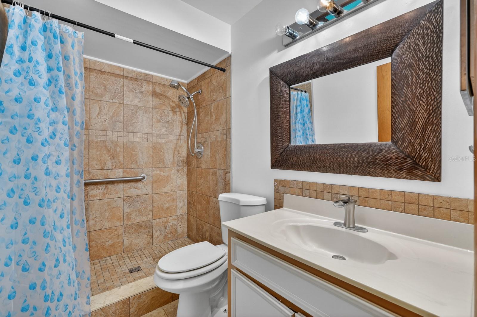 109 SHANGRI LA CIR, EDGEWATER, FL, 32132