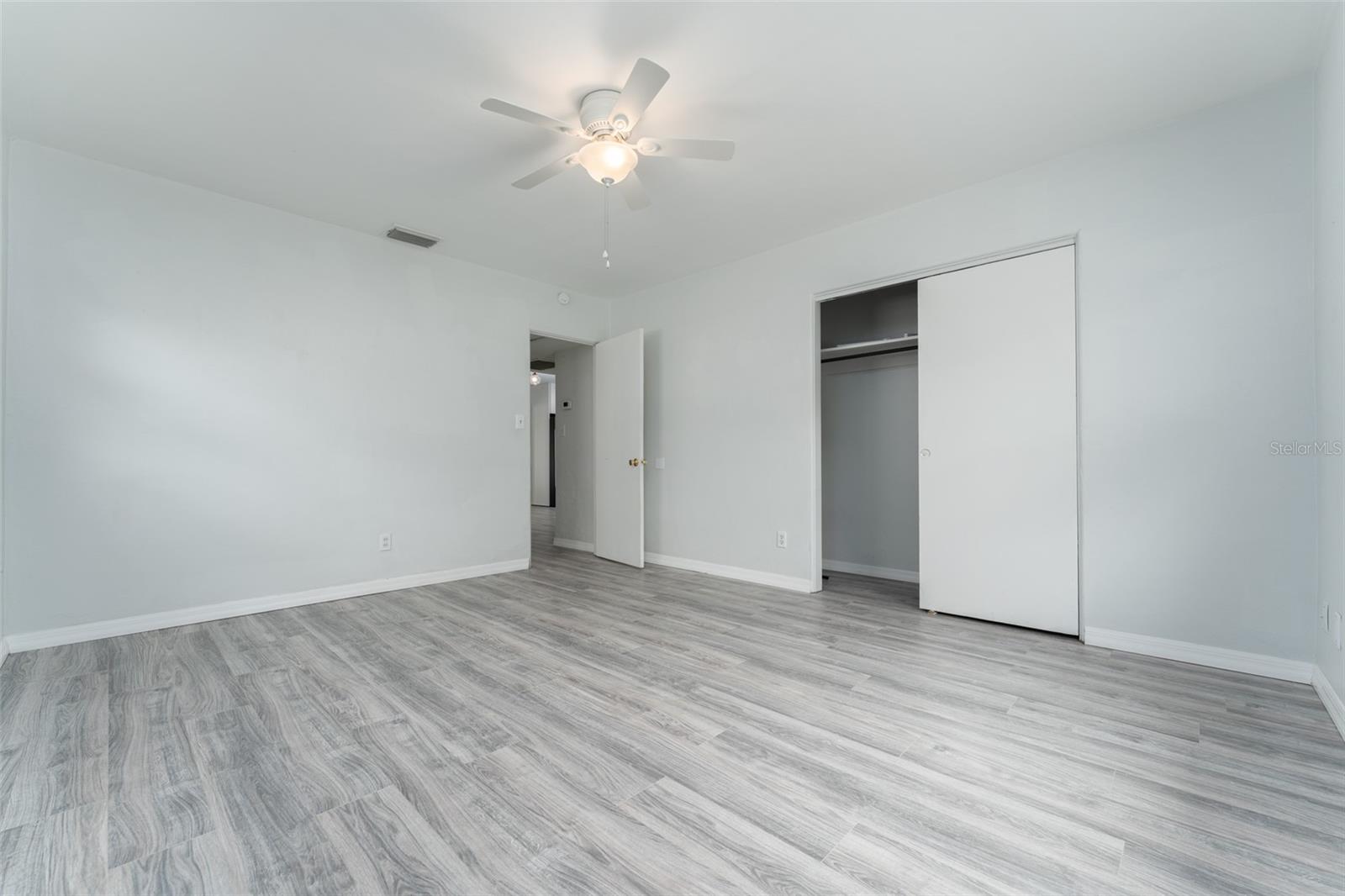 811 20TH AVE N, ST PETERSBURG, FL, 33704