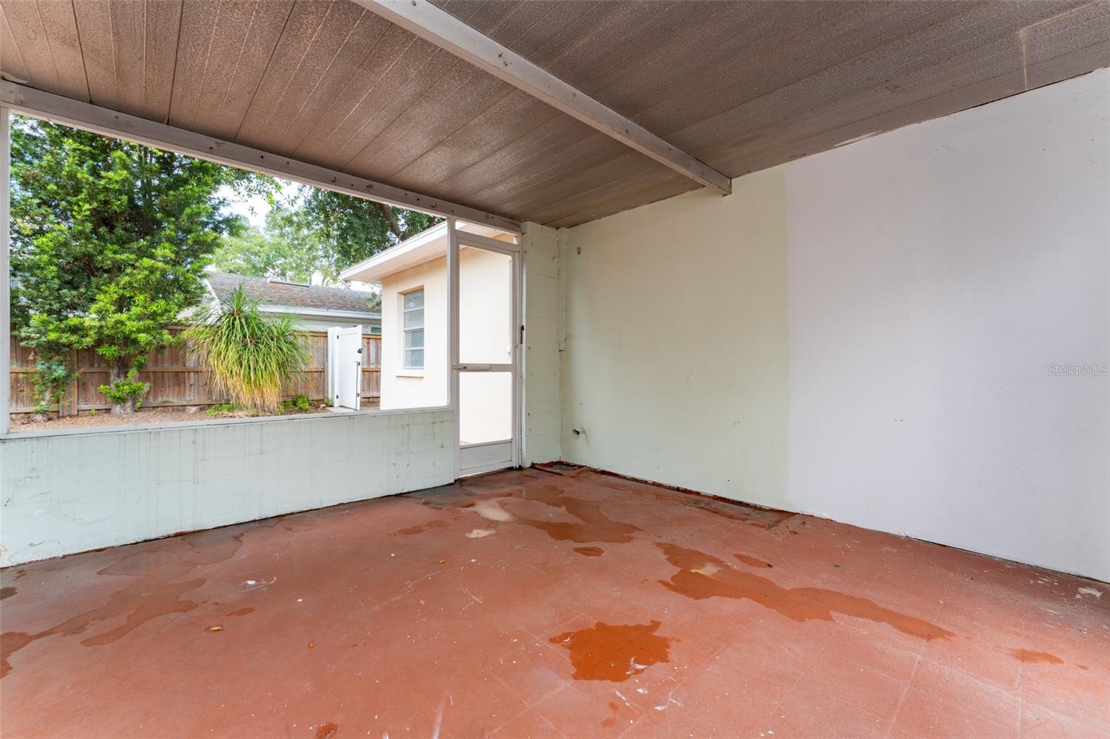 811 20TH AVE N, ST PETERSBURG, FL, 33704