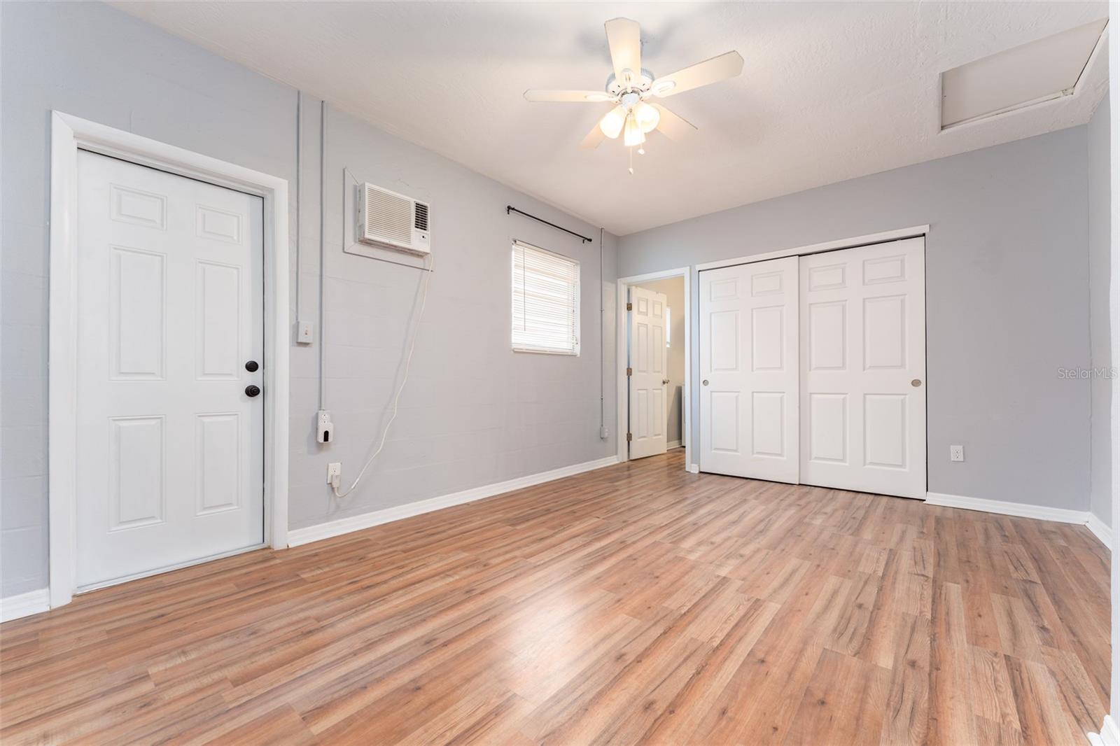 811 20TH AVE N, ST PETERSBURG, FL, 33704