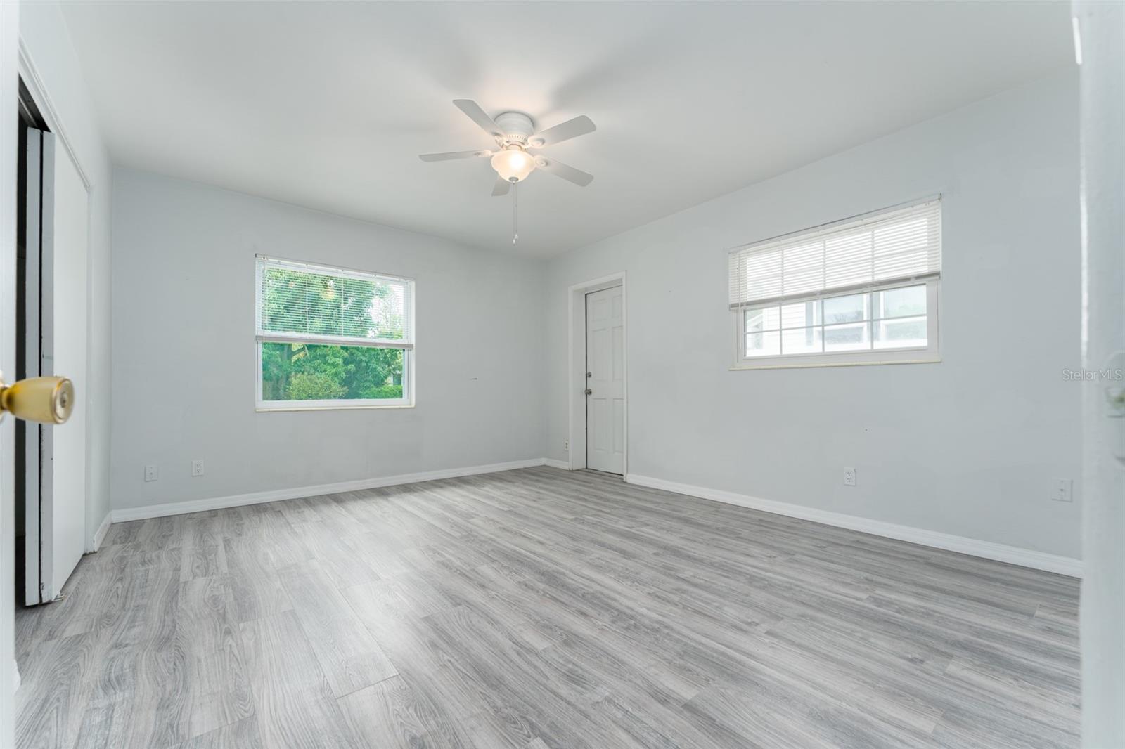 811 20TH AVE N, ST PETERSBURG, FL, 33704