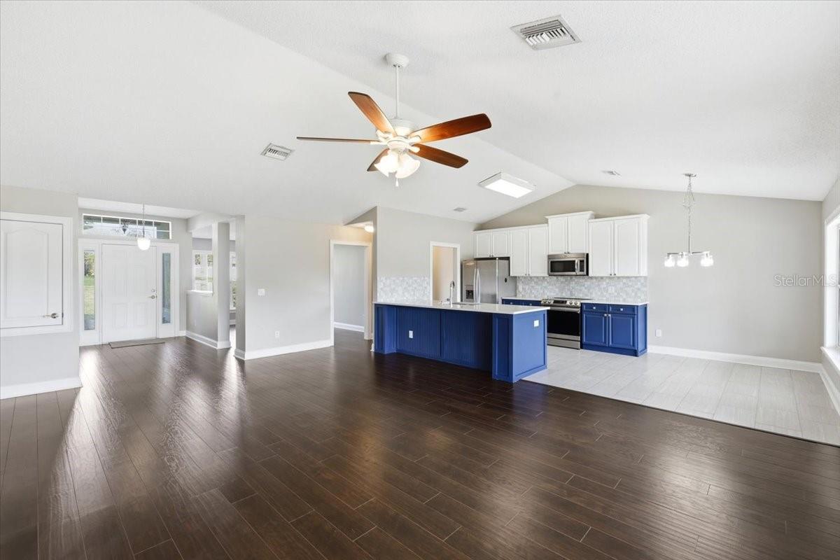 1051 STATIONSIDE DR, OAKLAND, FL, 34787