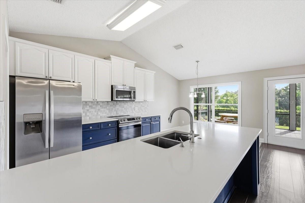 1051 STATIONSIDE DR, OAKLAND, FL, 34787