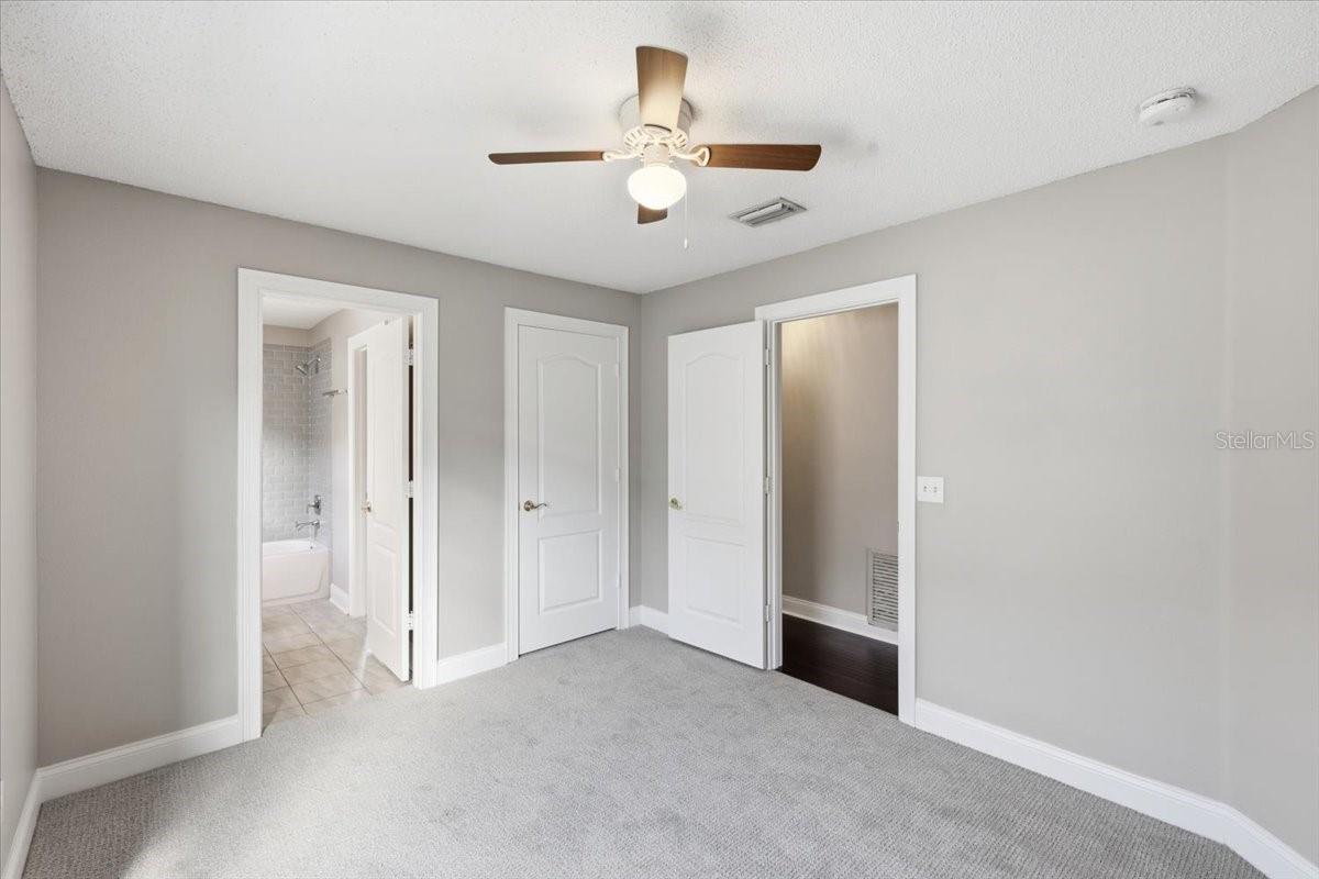 1051 STATIONSIDE DR, OAKLAND, FL, 34787