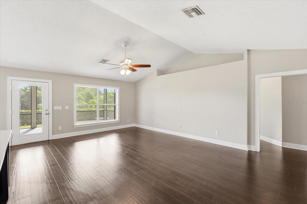 1051 STATIONSIDE DR, OAKLAND, FL, 34787