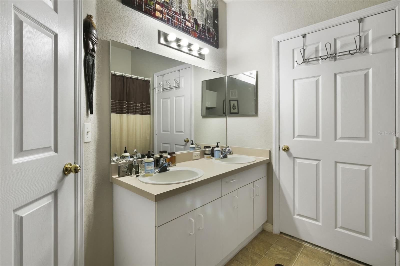 3615 CONROY RD #614, ORLANDO, FL, 32839