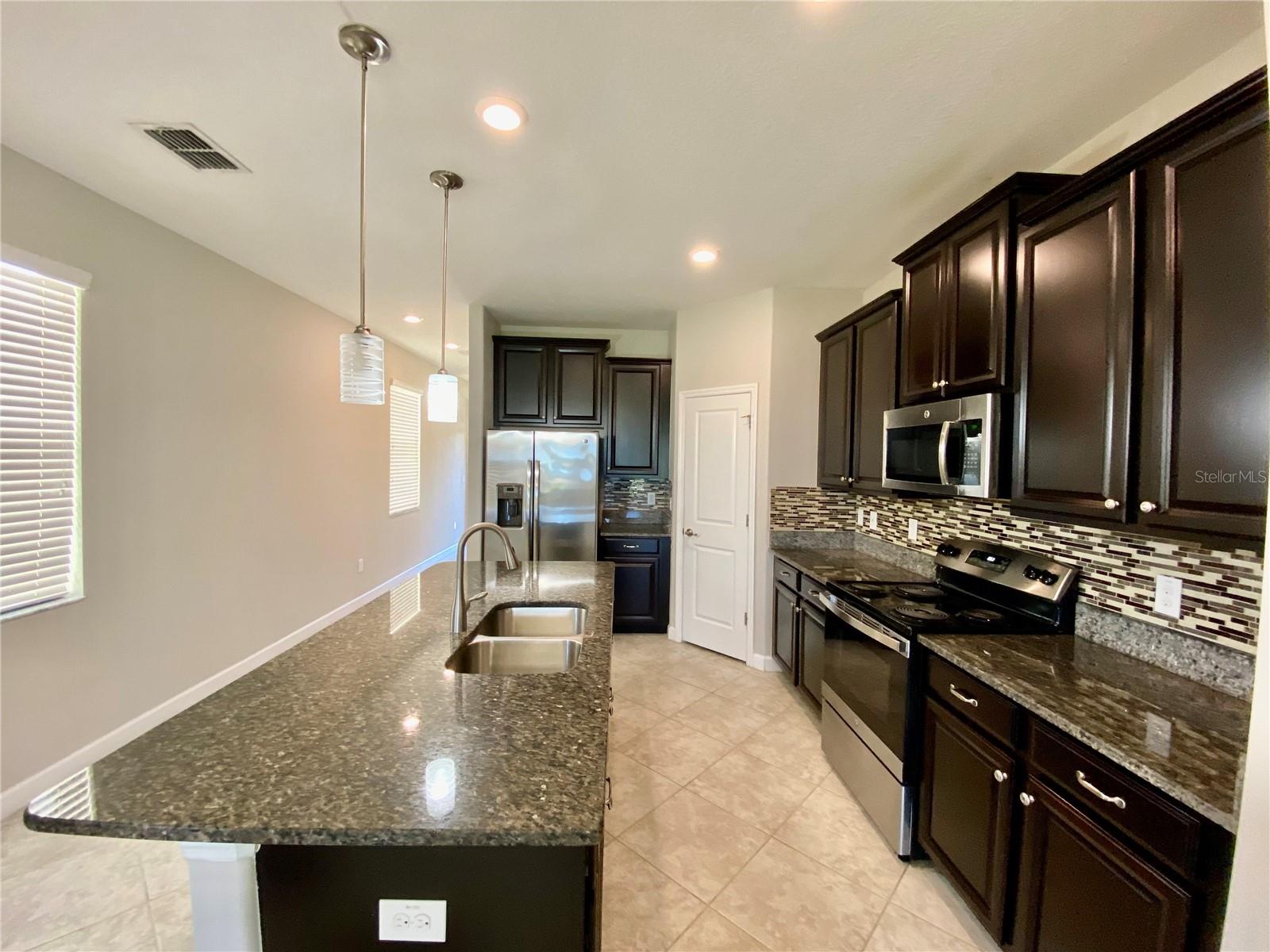 10143 NEWMINSTER LOOP, RUSKIN, FL, 33573