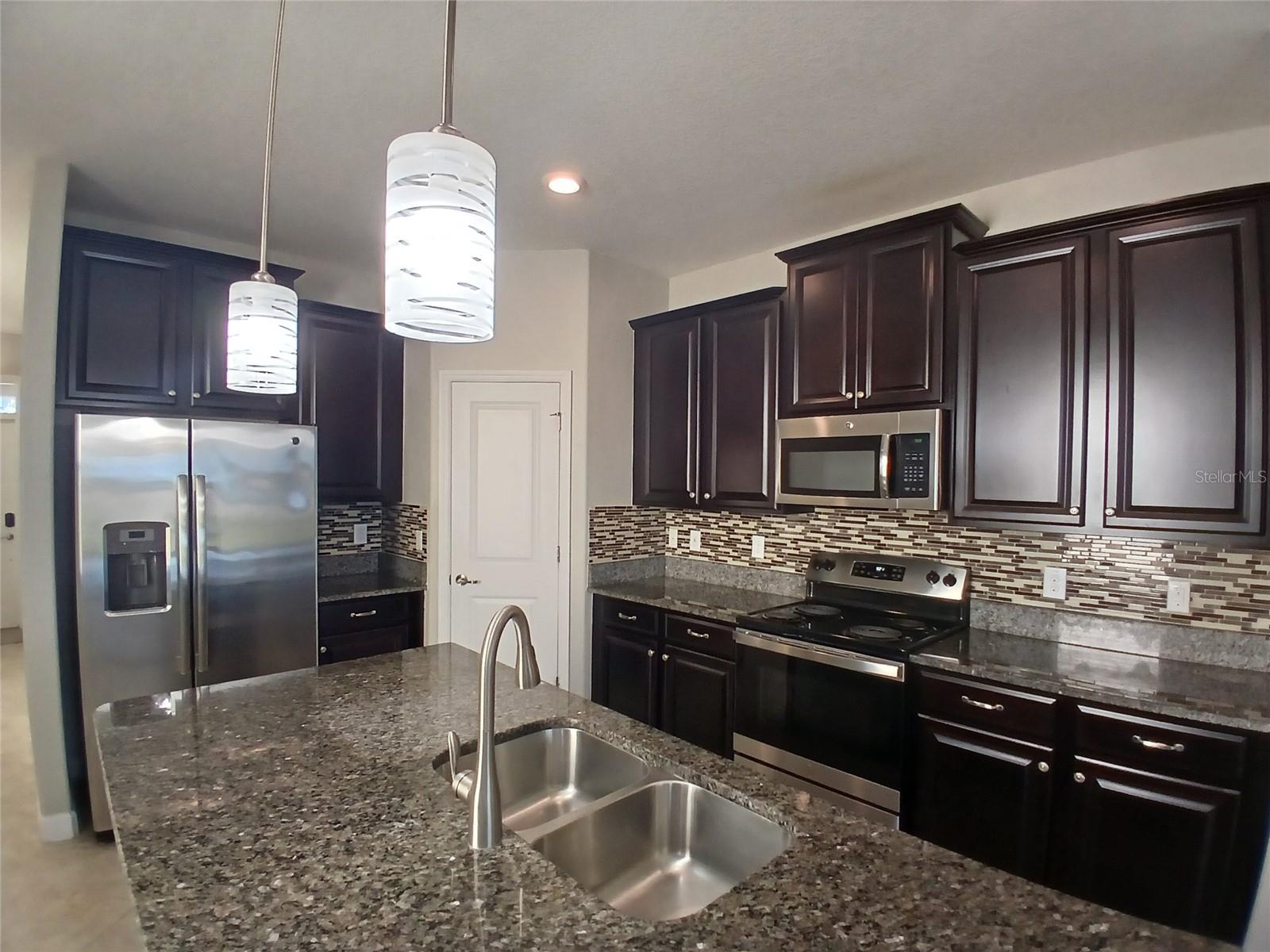 10143 NEWMINSTER LOOP, RUSKIN, FL, 33573