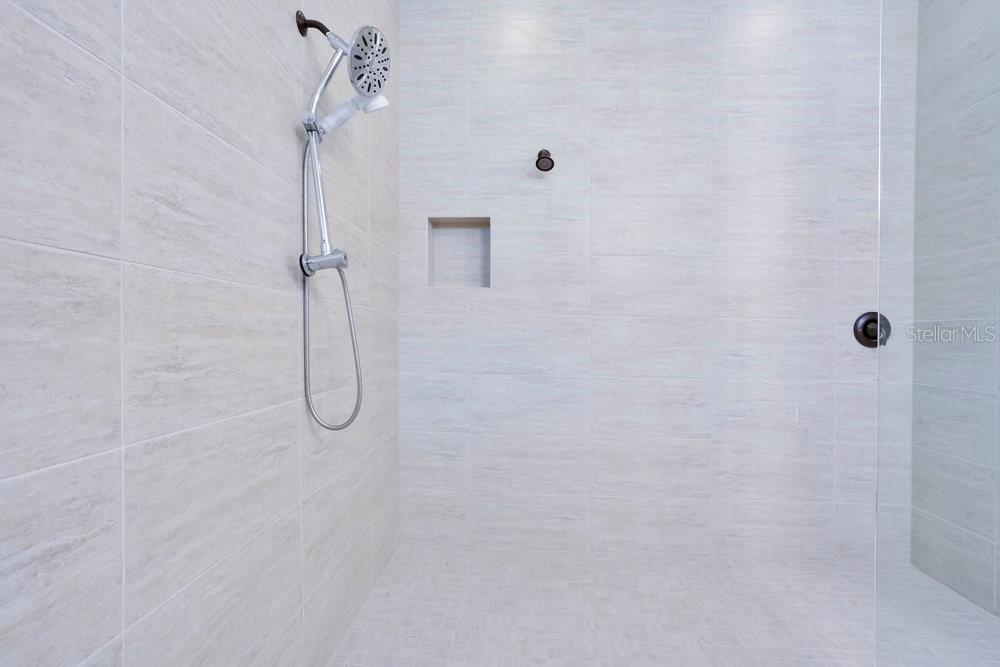 8394 VIA VITTORIA WAY WAY, ORLANDO, FL, 32819