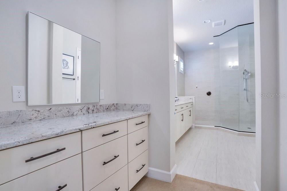 8394 VIA VITTORIA WAY WAY, ORLANDO, FL, 32819